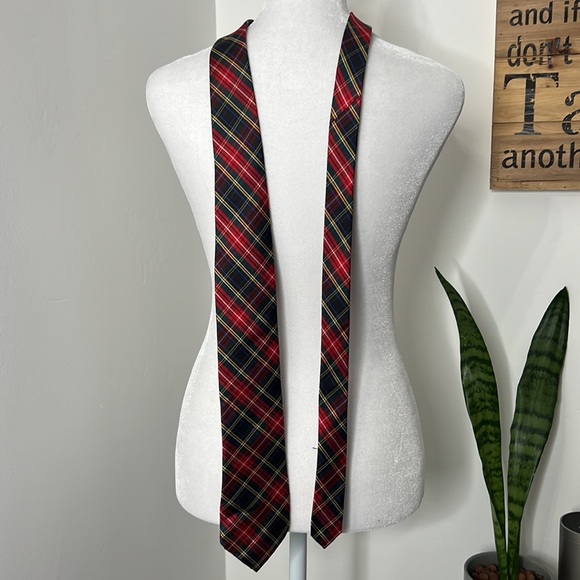 Lands' End Other - LAND’S END PLAID MEN TIE